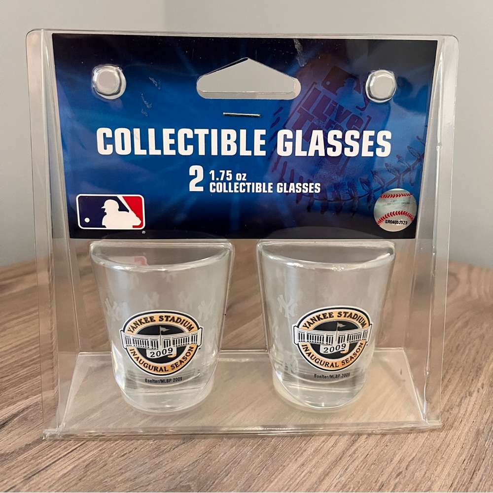 New York Yankees Collectible Shot Glasses Inaugural Season 2009 Yankee Stadium